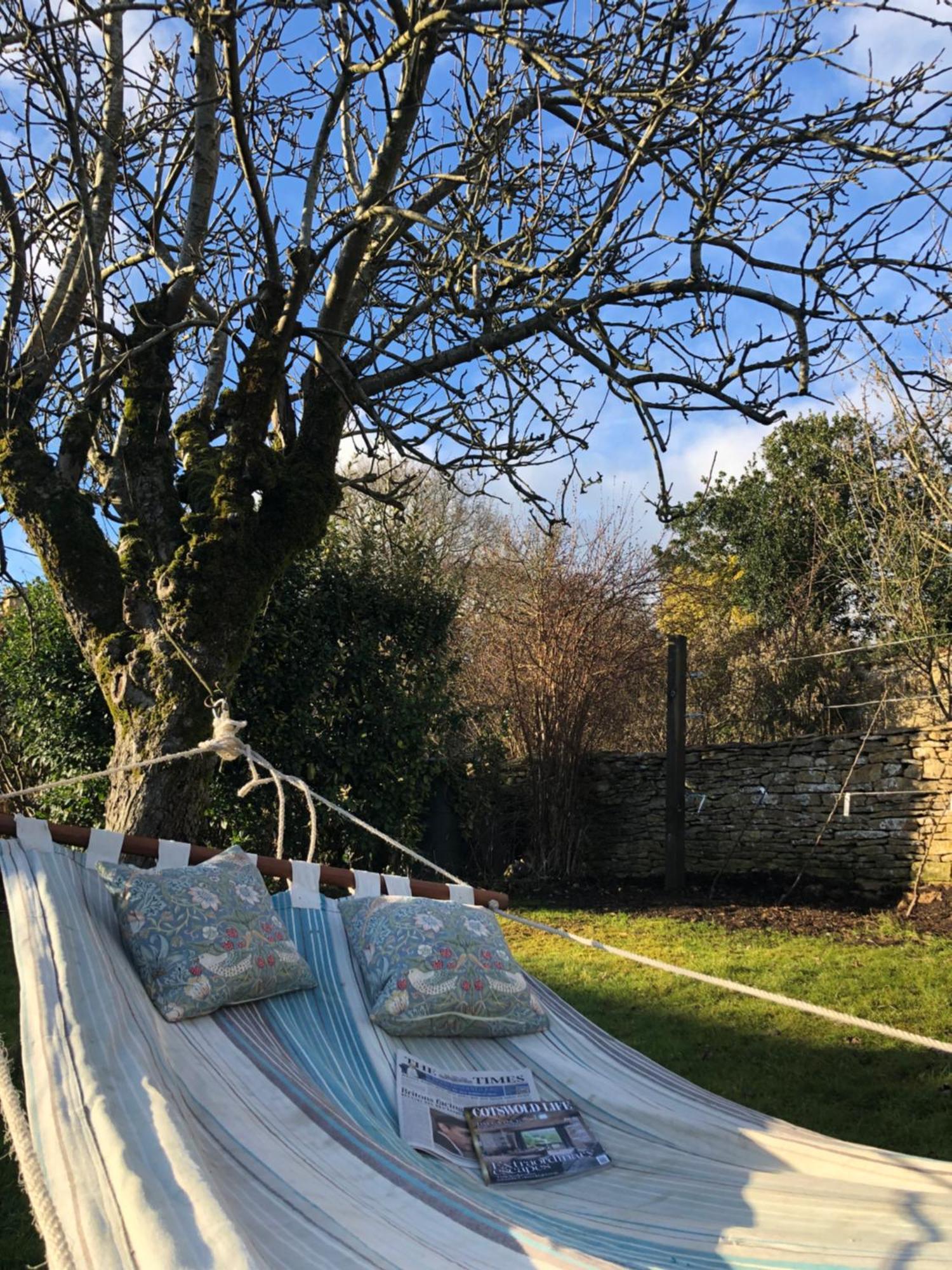 Valley, Cotswold With Hamper Apartamento
